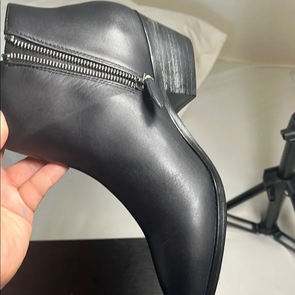 Thursday boot company Ankle women’s black leather Boots  Sleek Design - Picture 9 of 16